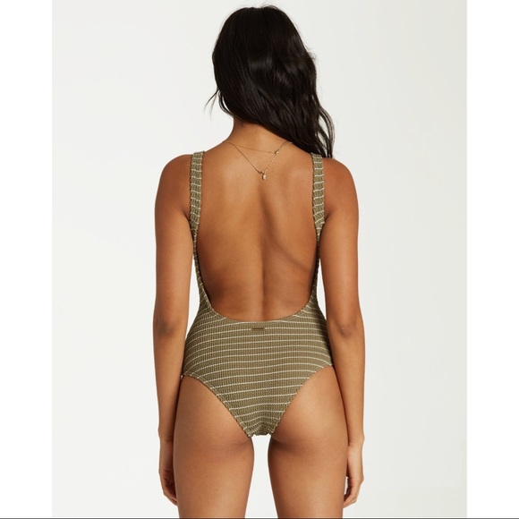 🔥LAST 2🔥Billabong ‘Summer High’ One Piece - Picture 4 of 9